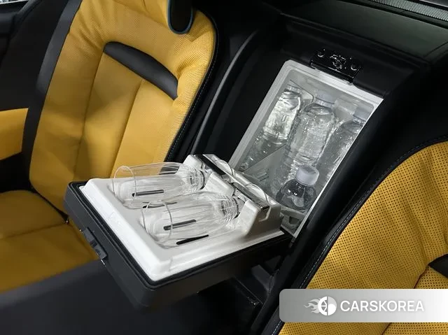 Rolls-Royce Cullinan id 3550335 из Кореи 10