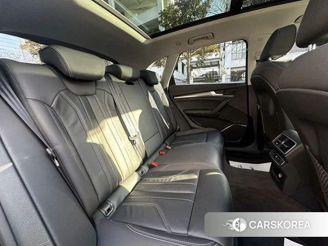 Audi Q5L id 4213197 из Китая 10