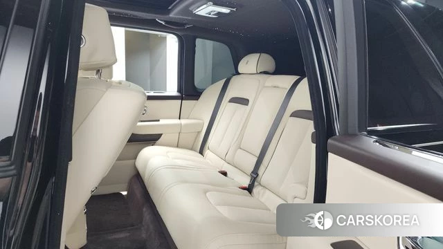 Rolls-Royce Cullinan id 4459043 из Кореи 10