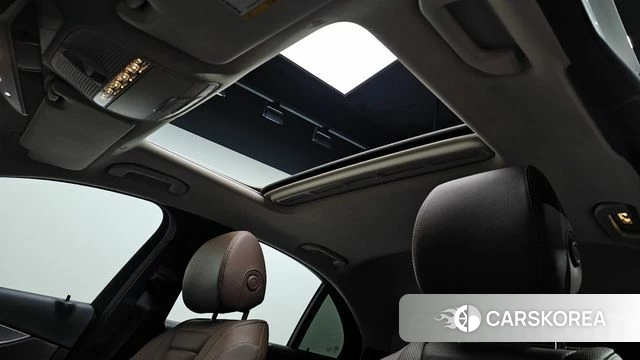 Mercedes-Benz E-Class W213 id 4020206 из Кореи 10