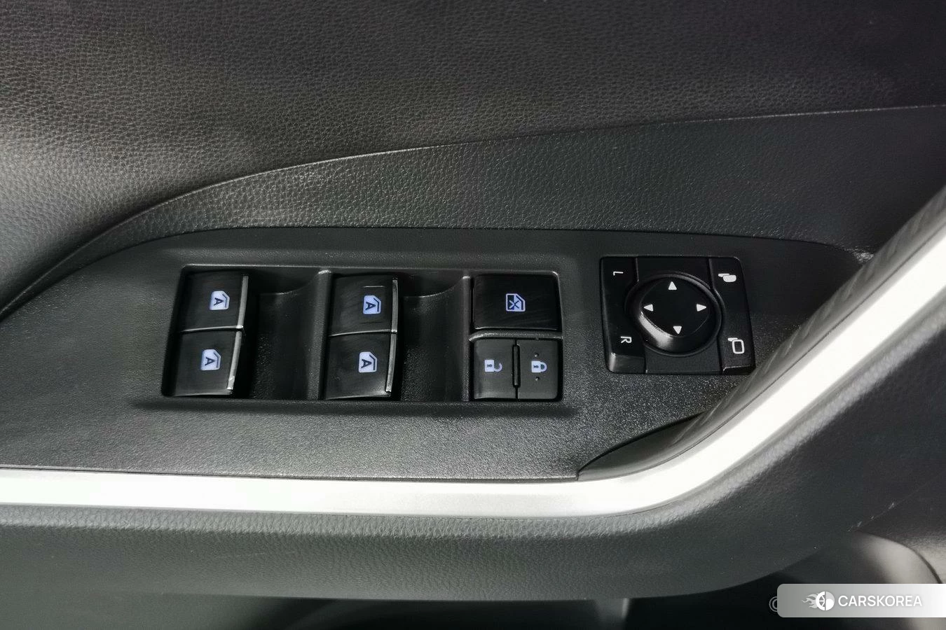 Toyota RAV4 Rongfang id 4461396 из Китая 10