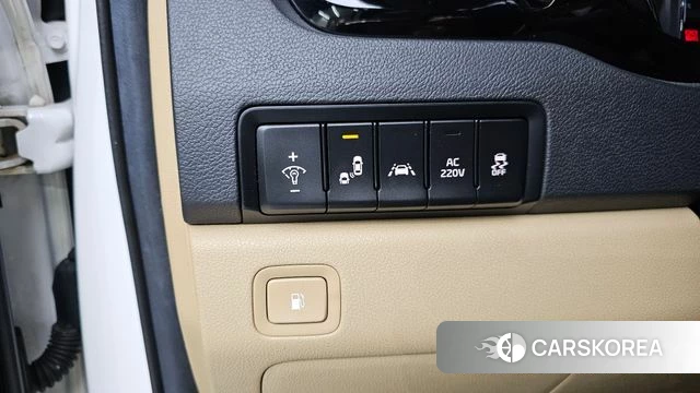 Kia The New Carnival id 4658112 из Кореи 10