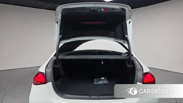 Mercedes-Benz E-Class W214 id 3711342 из Кореи 10