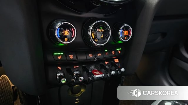 Mini Cooper S id 4442299 из Кореи 10