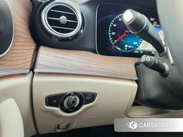 Mercedes-Benz E-Class W213 id 4248837 из Кореи 10