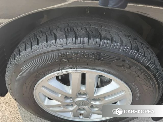 Hyundai The New Grand Starex id 3853598 из Кореи 10