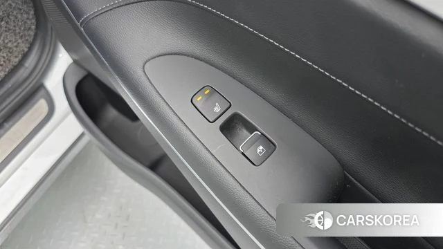 Hyundai The New Grandeur IG Hybrid id 4284215 из Кореи 10