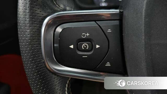 Volvo XC40 id 4586508 из Кореи 10