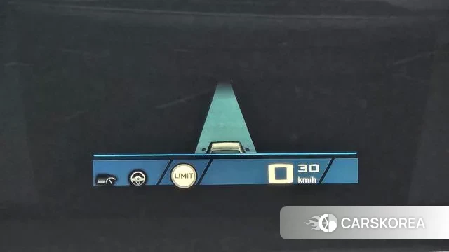 BMW XM (G09) id 3159003 из Кореи 10