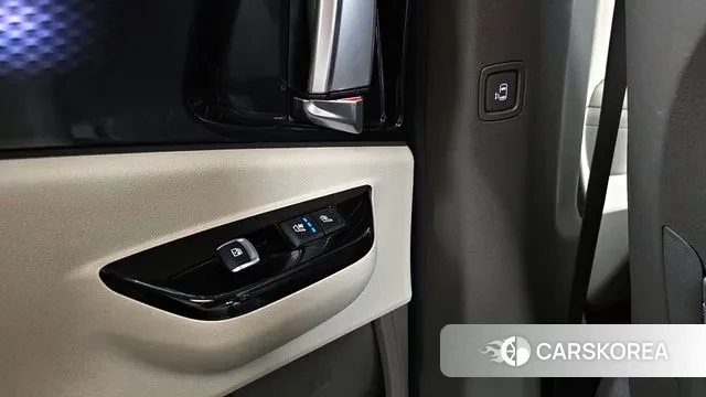 Kia Carnival 4th generation id 3023047 из Кореи 10