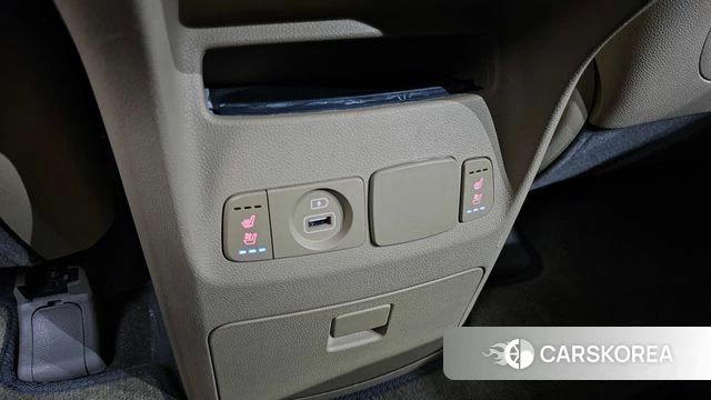 Kia The New Carnival id 4250634 из Кореи 10