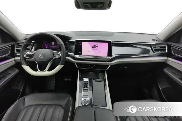 Volkswagen Tourang id 4272263 из Китая 10