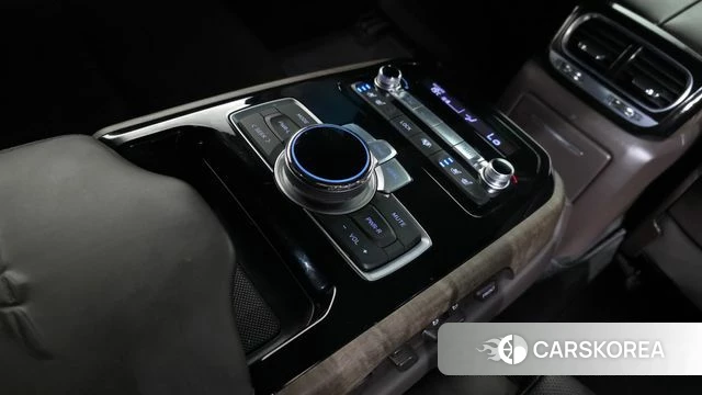 Genesis G90 id 4285139 из Кореи 10