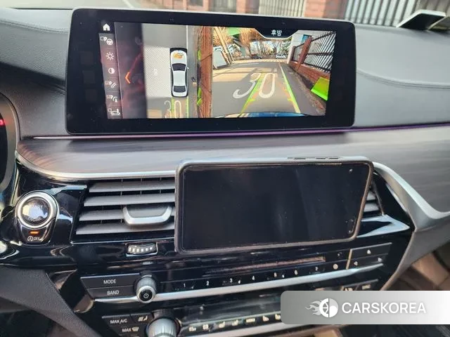 BMW 5 Series (G30) id 3520581 из Кореи 10