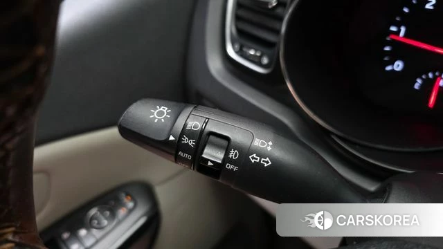 Kia The New Carnival id 4667557 из Кореи 10