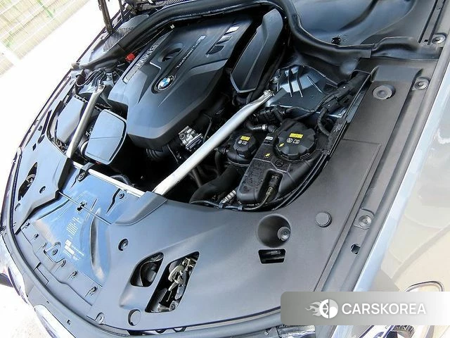 BMW 5 Series (G30) id 4417399 из Кореи 10