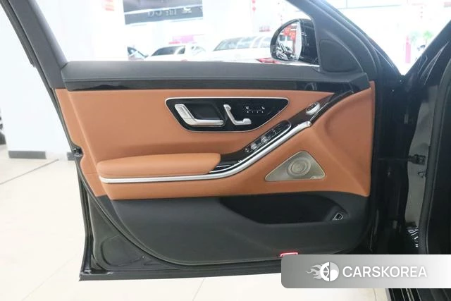 Mercedes-Benz S-class id 4334710 из Китая 10