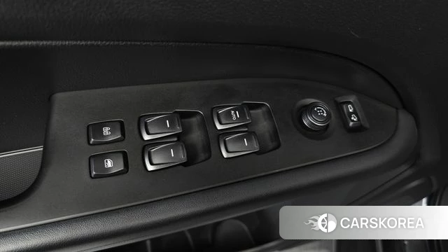 Ssangyong Rexton Sports id 4708719 из Кореи 10