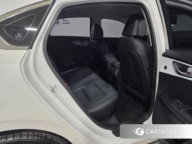 Kia Come New K3 id 3641234 из Кореи 10