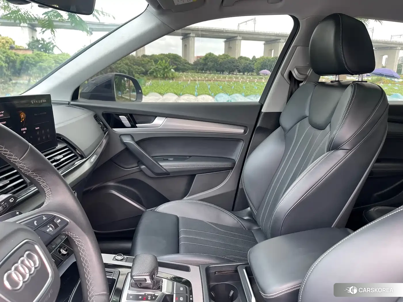 Audi Q5L id 4589235 из Китая 10