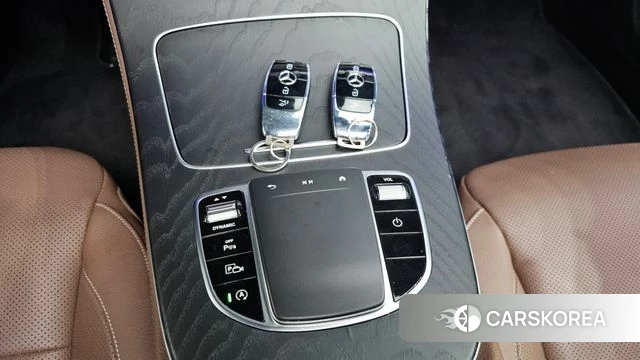 Mercedes-Benz E-Class W213 id 4793785 из Кореи 10
