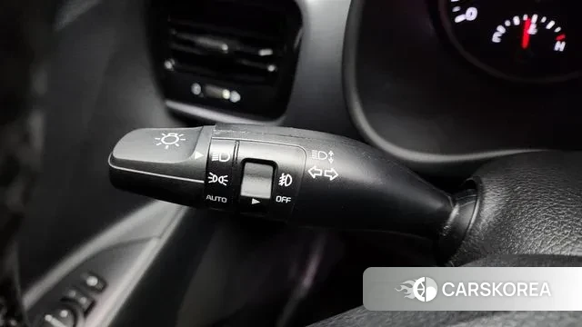 Kia Stonic id 3578869 из Кореи 10