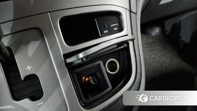 Hyundai The New Grand Starex id 4417466 из Кореи 10