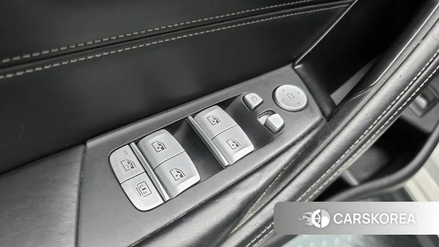 BMW 5 Series (G30) id 4285216 из Кореи 10