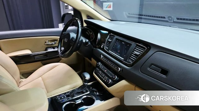 Kia The New Carnival id 4424672 из Кореи 10