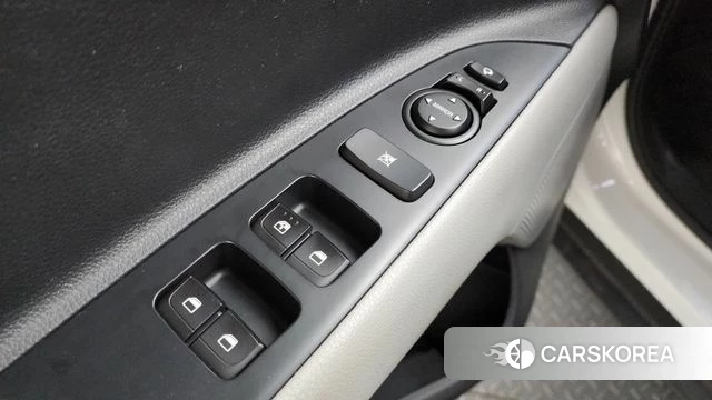 Kia Stonic id 4502781 из Кореи 10