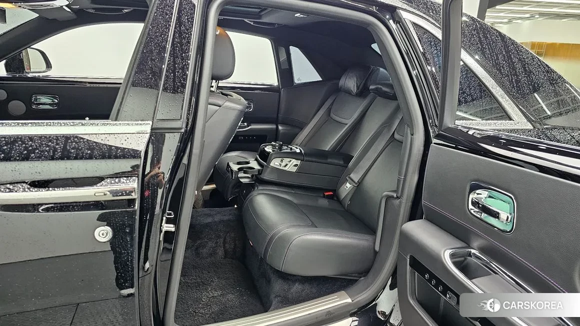 Rolls-Royce Ghost id 1311698 из Кореи 10