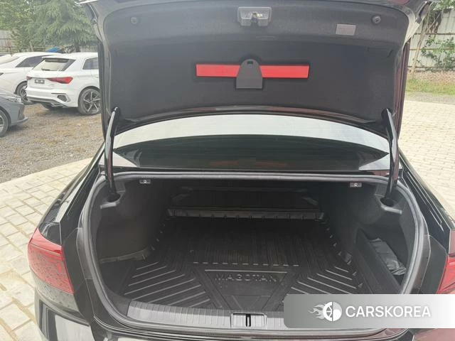 Volkswagen Magotan id 4336229 из Китая 10