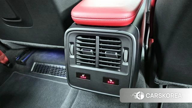 Porsche Taycan id 3941146 из Кореи 10