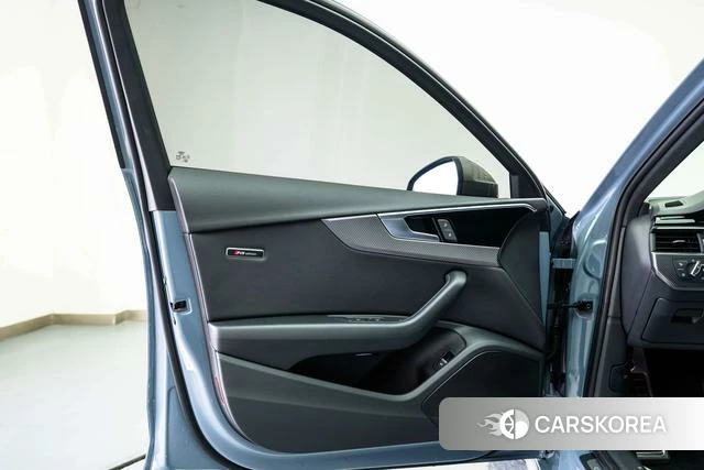 Audi A4L id 4211311 из Китая 10