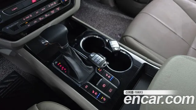 Kia The New Carnival id 2763288 из Кореи 10