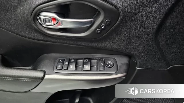 Jeep Cherokee (KL) id 2995068 из Кореи 10