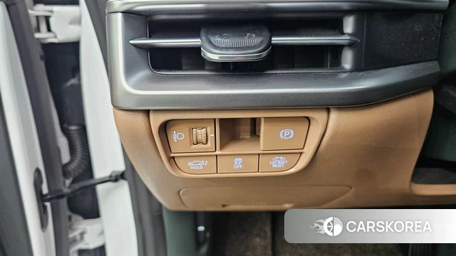 Hyundai Grandeur Hybrid (GN7) id 3793697 из Кореи 10