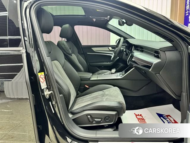Audi A6L id 4259394 из Китая 10