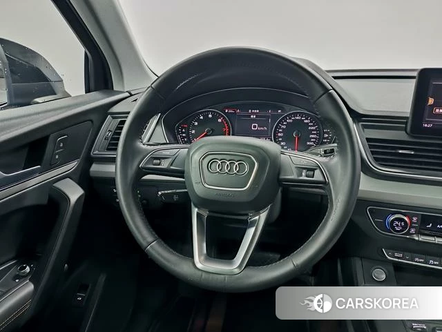 Audi Q5L id 4209417 из Китая 10