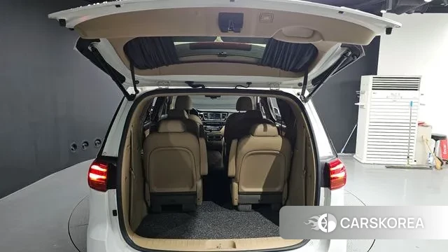 Kia The New Carnival id 3772807 из Кореи 10