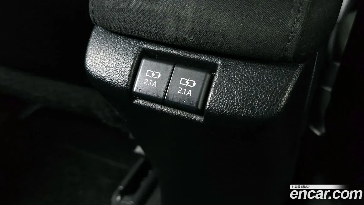 Toyota Prius 4th Generation id 1834770 из Кореи 10