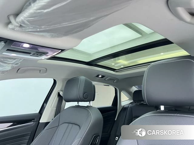 Volkswagen Passat id 4272759 из Китая 10