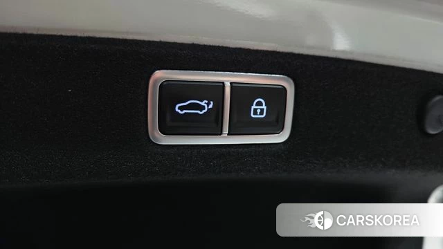 Hyundai Grandeur Hybrid (GN7) id 4584702 из Кореи 10