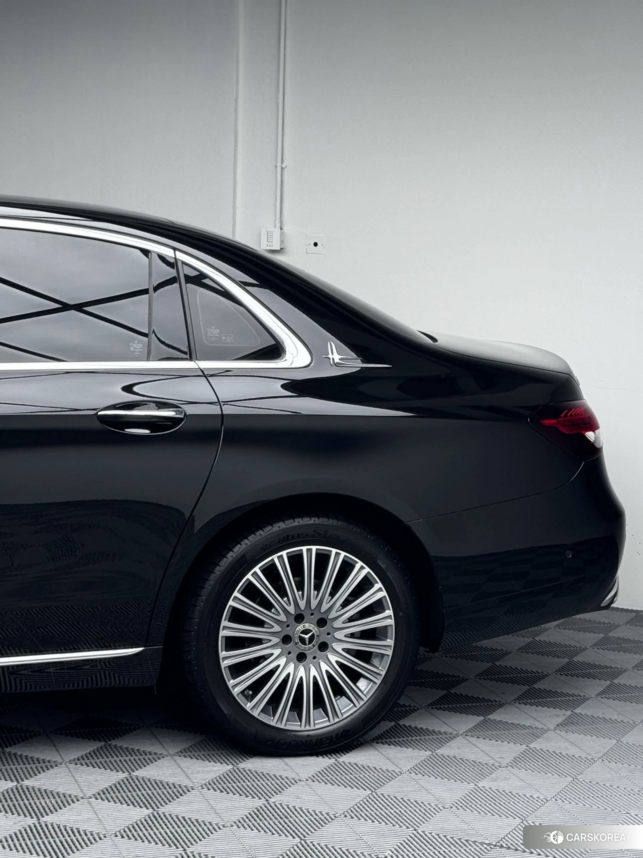 Mercedes-Benz E-class id 4479860 из Китая 10
