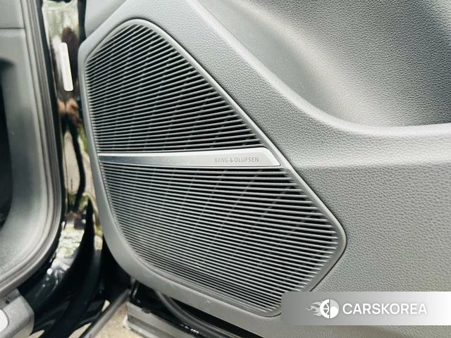 Audi Q7 id 4261264 из Китая 10