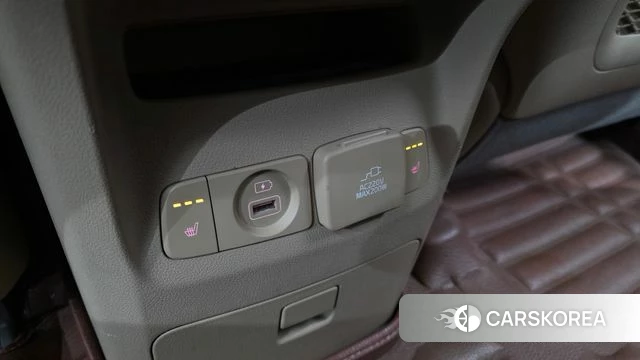 Kia All New Carnival id 3829420 из Кореи 10