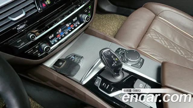 BMW 5 Series (G30) id 2701425 из Кореи 10