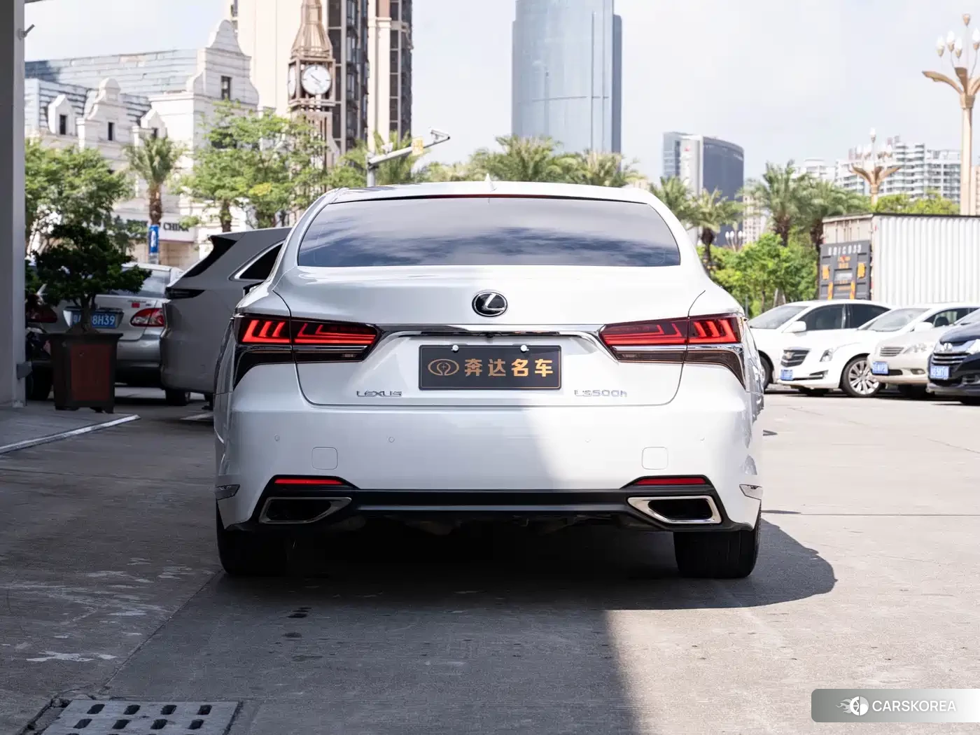 Lexus LS id 4539304 из Китая 10