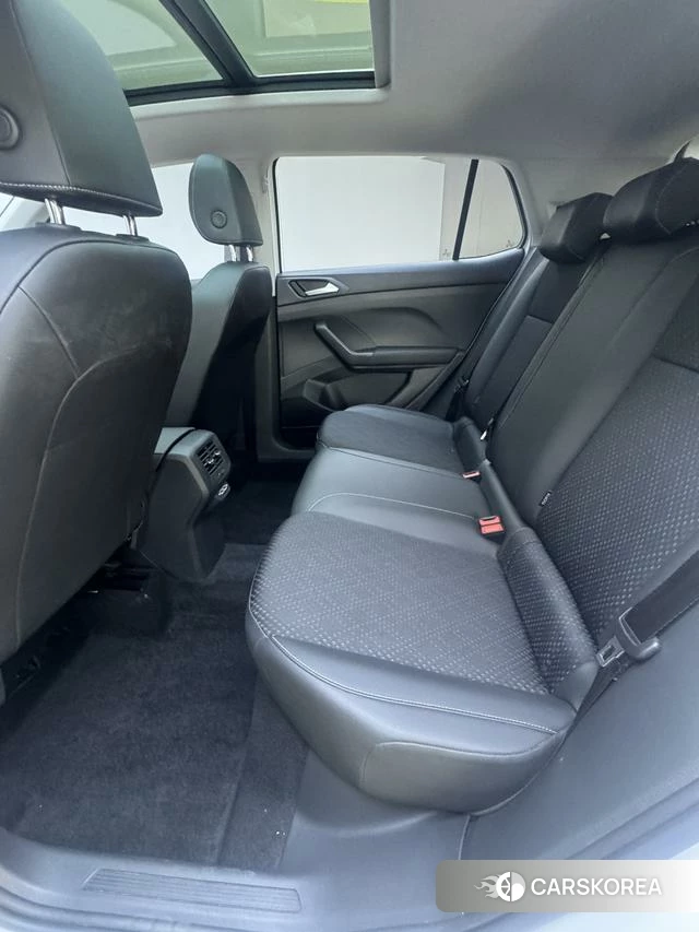 Volkswagen Exploring the shadow id 4278857 из Китая 10