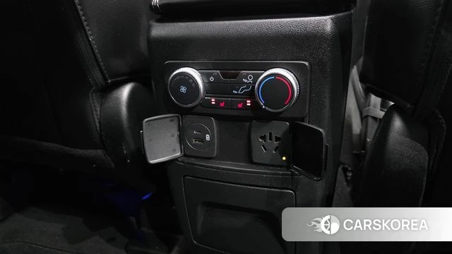 Ford Explorer 6th Generation id 4267415 из Кореи 10